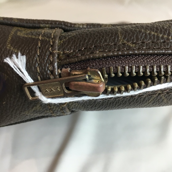 Louis Vuitton Monogram Truth Toilette Pochette Sku#83906 - Picture 7 of 12